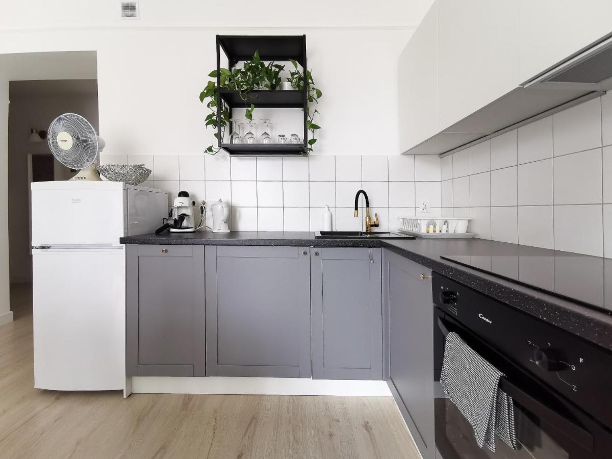 Spacious & Quiet Apt - Old Town & Kazimierz クラクフ エクステリア 写真
