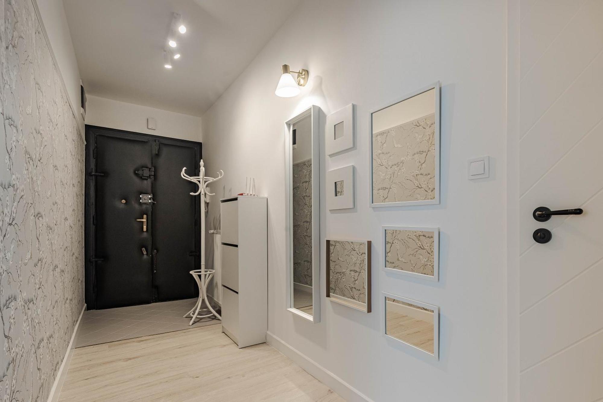 Spacious & Quiet Apt - Old Town & Kazimierz クラクフ エクステリア 写真